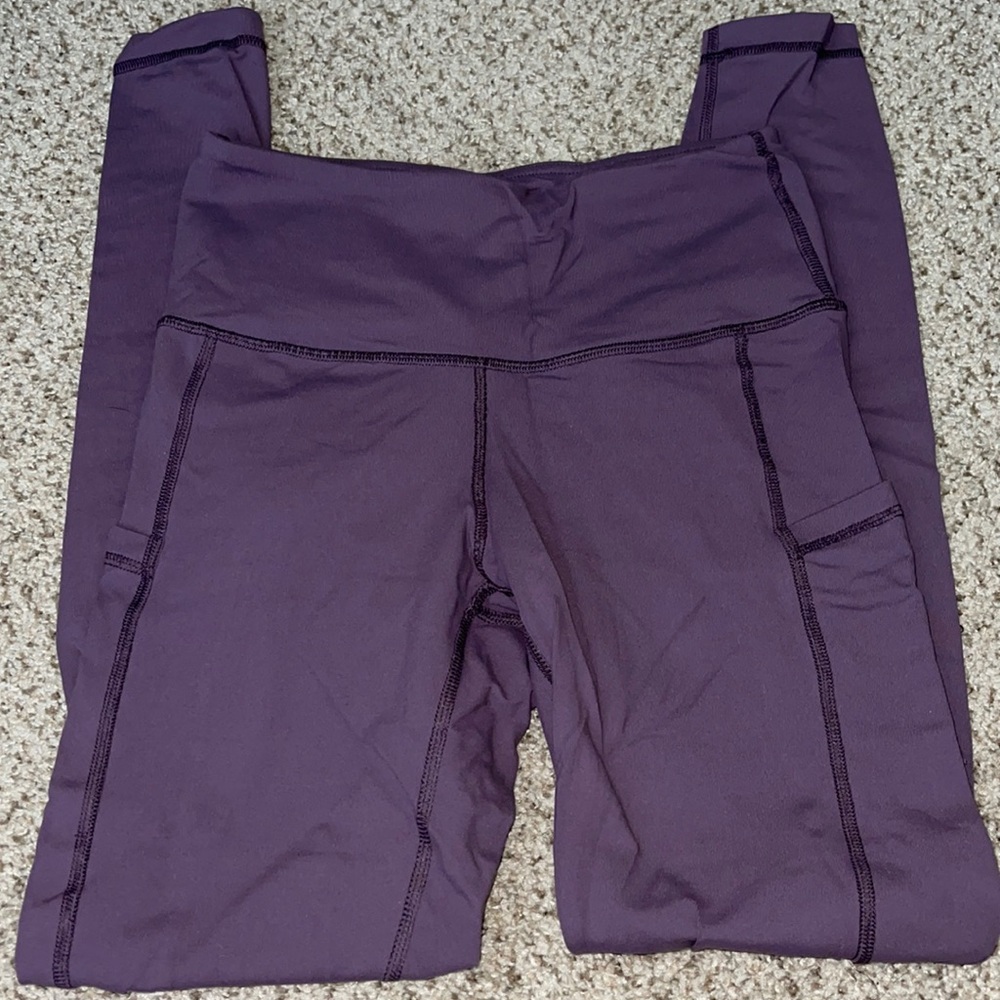 Purple workout leggings with pockets!